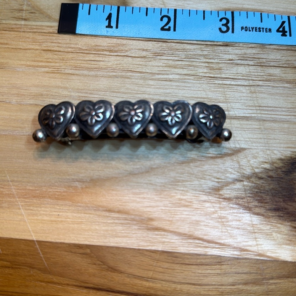 COPY - Guess hair clip buttons